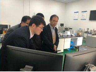国家纳米工程中心常务副主任崔大祥教授一行莅临韦德官方网现场考察