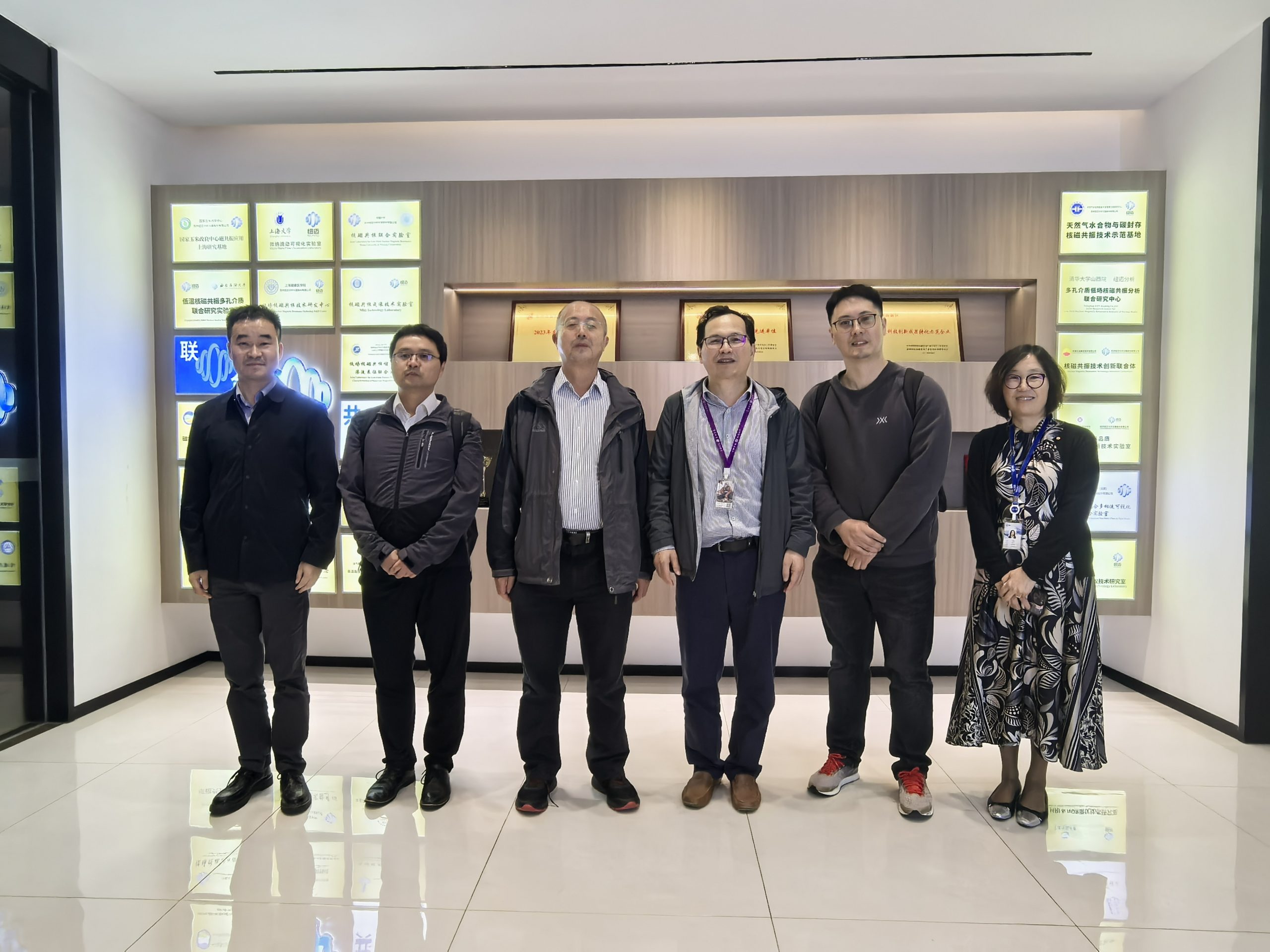 中国石油长城钻探卢毓周高级专家一行到访韦德官方网考察指导！